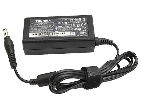 Chargeur TOSHIBA 19V-3.42A